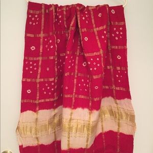 Fabindia style handwoven red ❤️ gold ivory cotton bandini wrap shawl stole scarf
